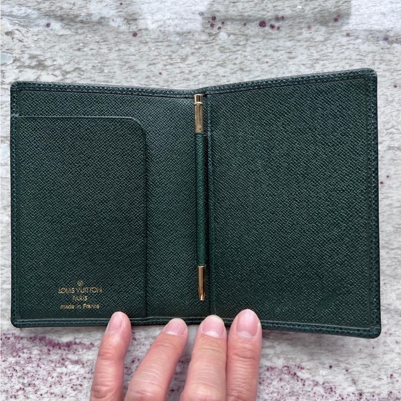 Louis Vuitton Pocket Organizer with Stylus - Picture 2 of 7